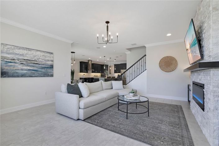 Image No.17-4 Bed House for sale