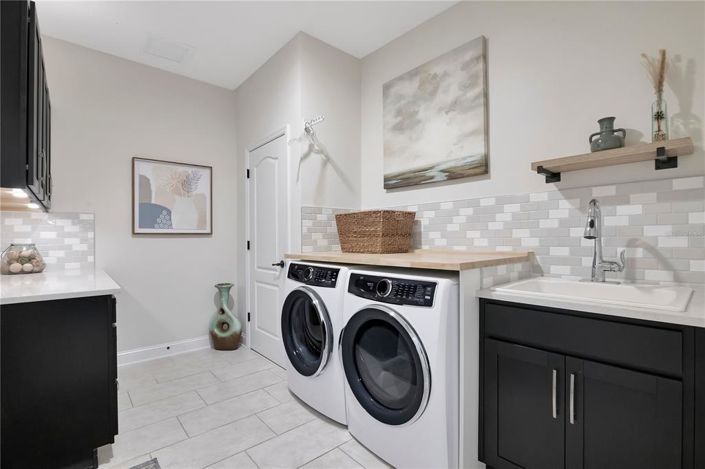 Image No.18-4 Bed House for sale