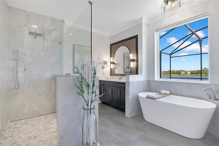 Image No.35-4 Bed House for sale