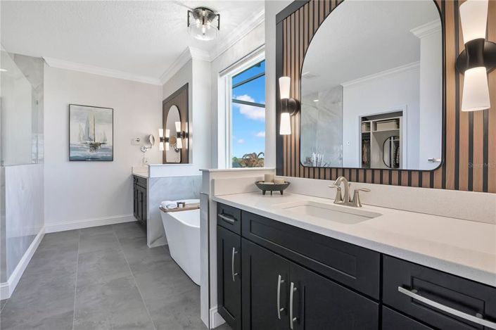 Image No.36-4 Bed House for sale