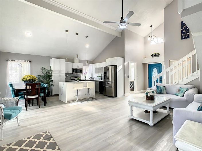 Image No.12-6 Bed House for sale