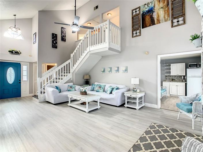 Image No.13-6 Bed House for sale