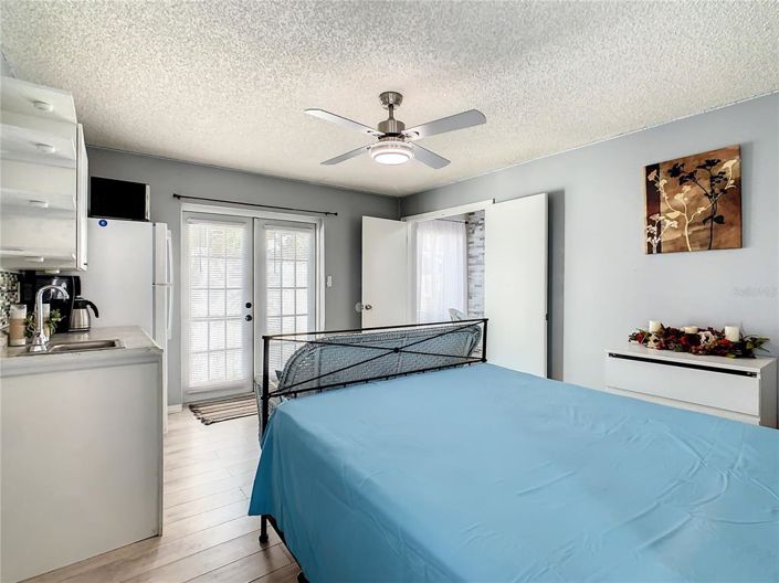 Image No.19-6 Bed House for sale