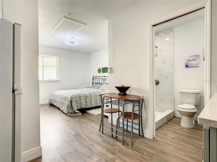 Image No.36-6 Bed House for sale