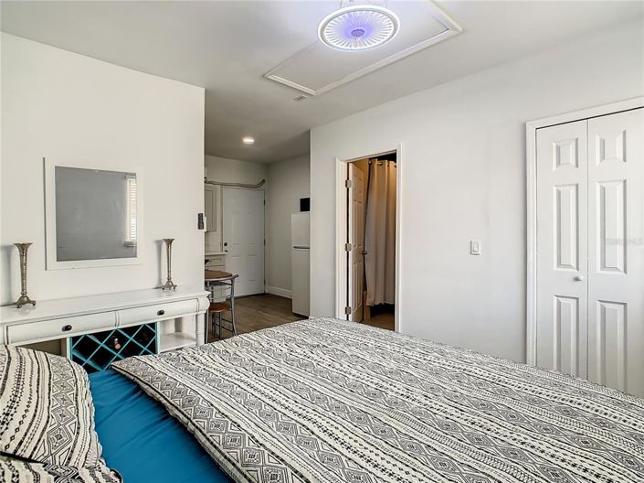 Image No.39-6 Bed House for sale