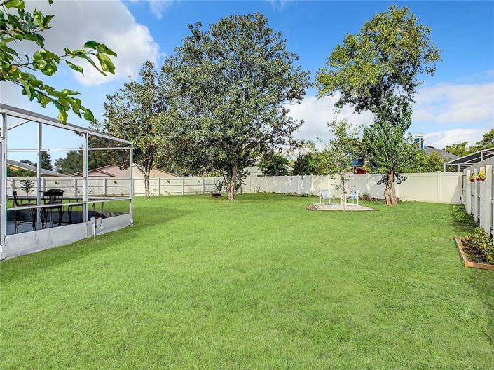 Image No.52-6 Bed House for sale