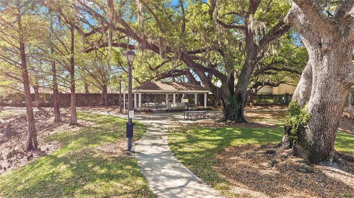 Image No.50-Maison de ville de 4 chambres à vendre à Saint John