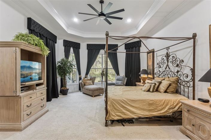 Image No.16-5 Bed House for sale