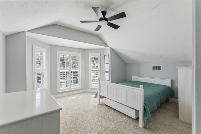 Image No.26-5 Bed House for sale