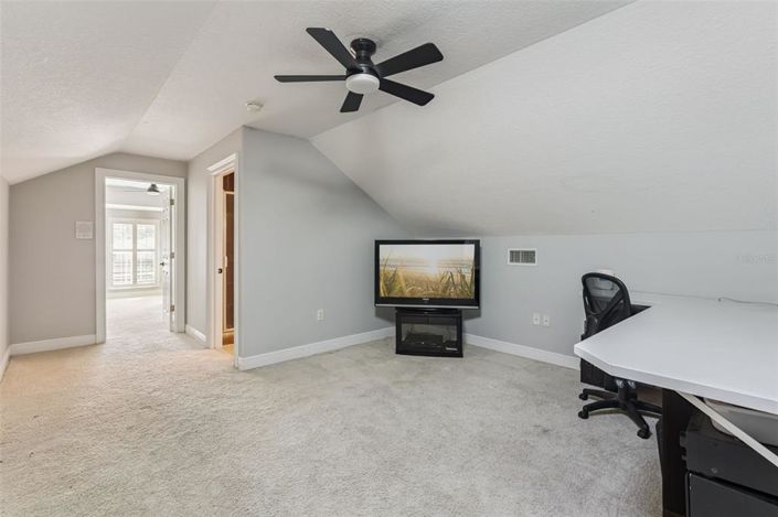 Image No.27-5 Bed House for sale