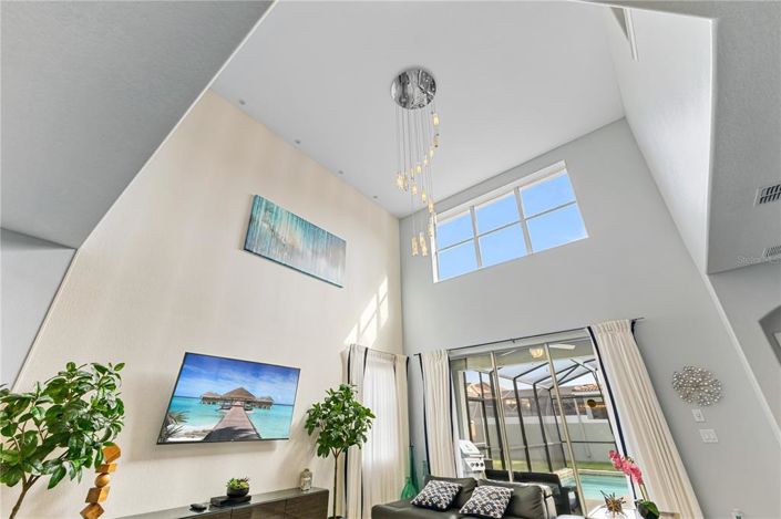 Image No.16-5 Bed House for sale