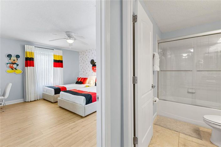 Image No.48-5 Bed House for sale