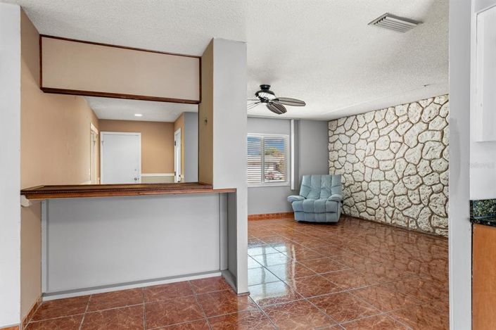 Image No.3-Maison de 4 chambres à vendre à Saint John