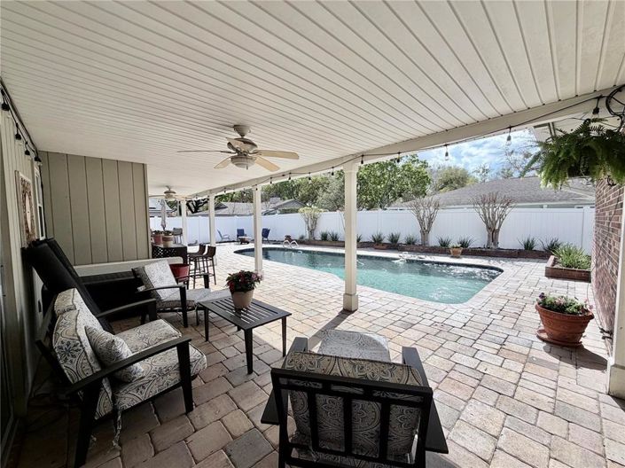 Image No.3-4 Bed House for sale