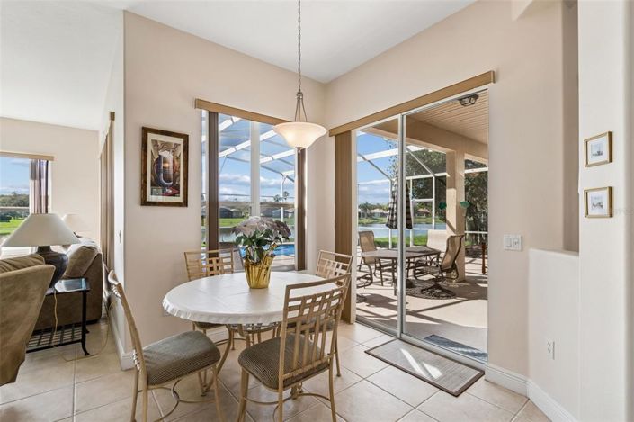 Image No.15-3 Bed House for sale