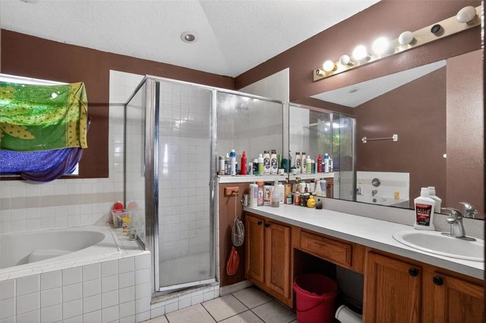 Image No.28-3 Bed House for sale