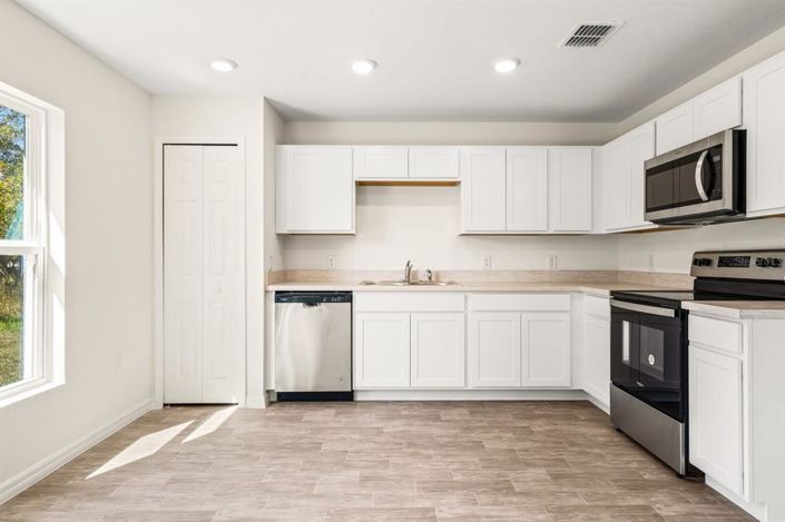 Image No.16-3 Bed House for sale