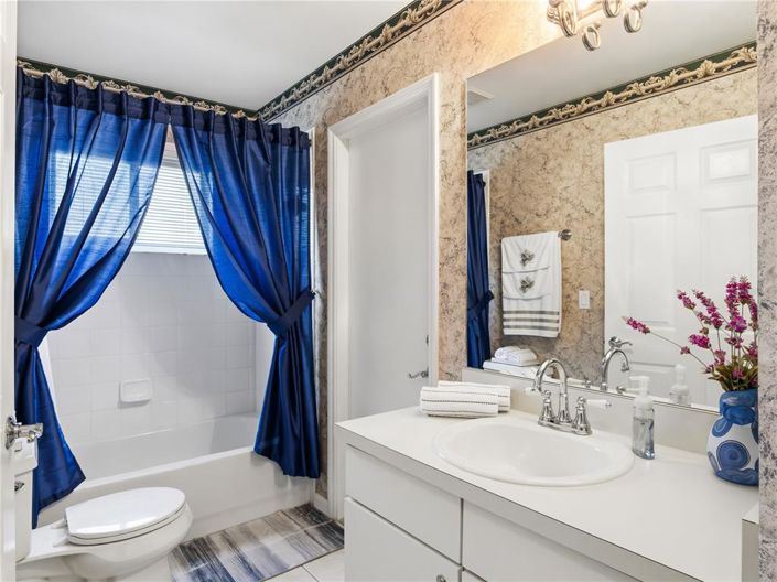 Image No.20-2 Bed House for sale