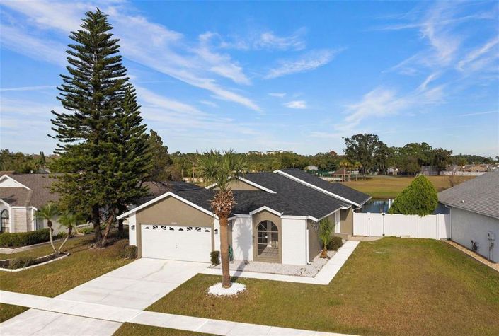 Image No.15-3 Bed House for sale