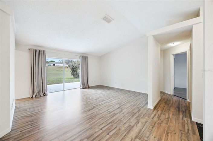 Image No.10-Maison de 3 chambres à vendre à Saint John