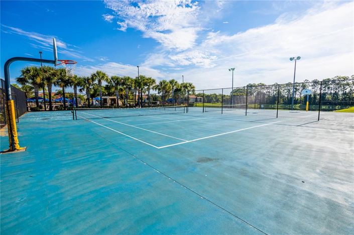 Image No.29-Maison de ville de 4 chambres à vendre à Saint John