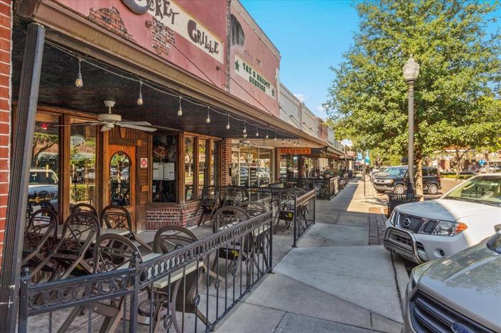 Image No.24-4 Bed House for sale