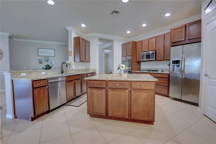 Image No.12-4 Bed House for sale