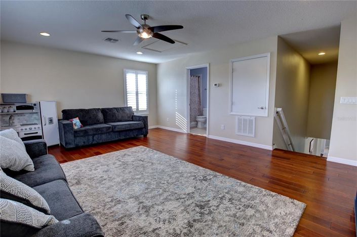 Image No.35-4 Bed House for sale