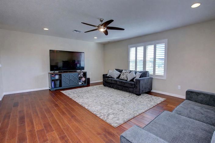 Image No.36-4 Bed House for sale