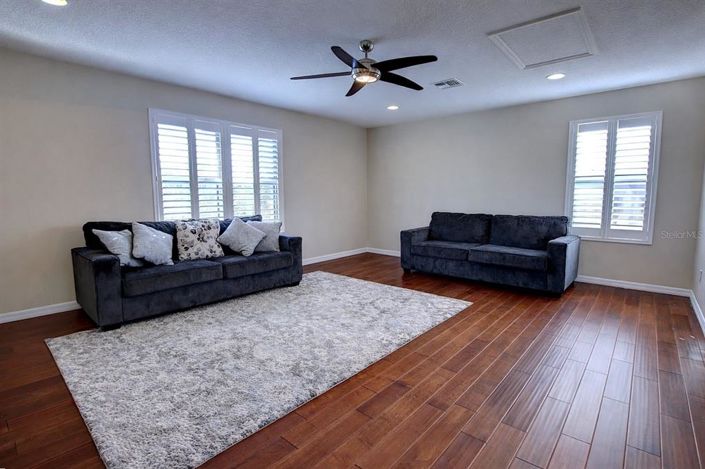 Image No.37-4 Bed House for sale