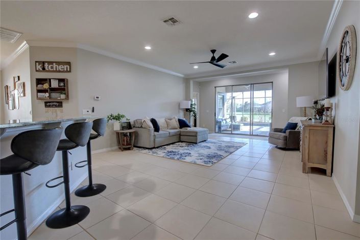 Image No.6-4 Bed House for sale