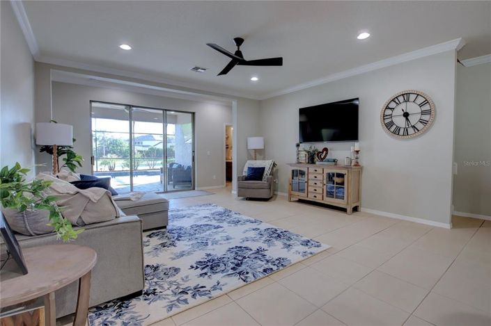 Image No.7-4 Bed House for sale