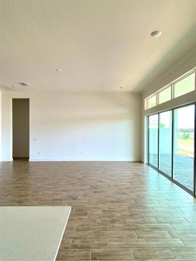 Image No.7-Maison de 4 chambres à vendre à Saint John