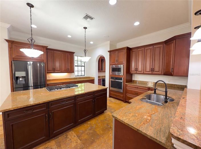 Image No.2-Maison de 5 chambres à vendre à Saint John