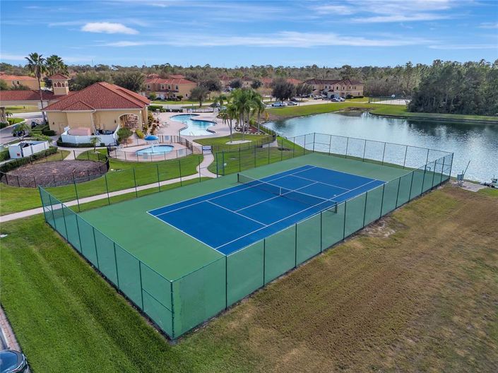 Image No.30-Maison de ville de 4 chambres à vendre à Saint John