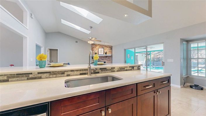 Image No.24-4 Bed House for sale