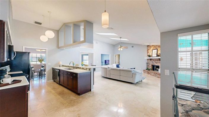 Image No.26-4 Bed House for sale