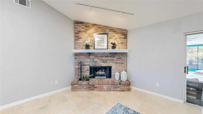 Image No.31-4 Bed House for sale