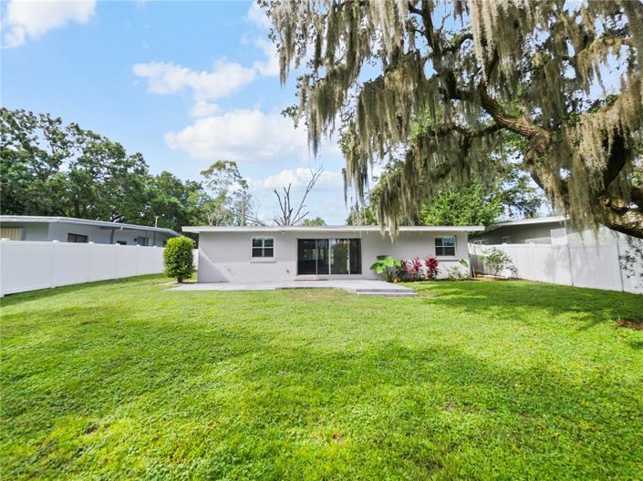 Image No.17-3 Bed House for sale