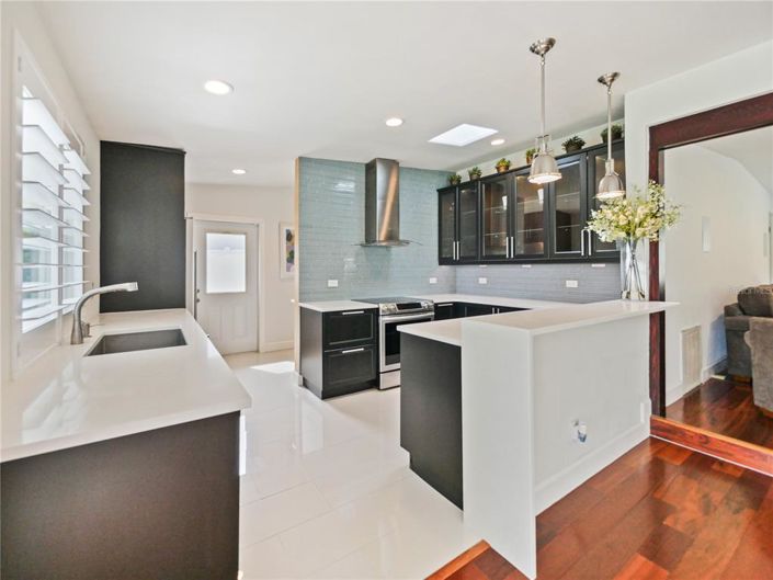 Image No.7-3 Bed House for sale