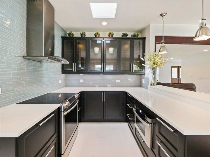 Image No.8-3 Bed House for sale