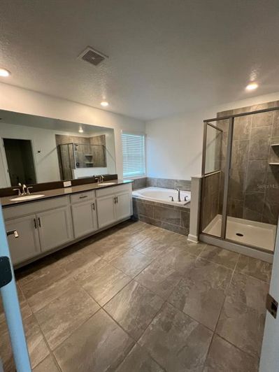 Image No.16-5 Bed House for sale