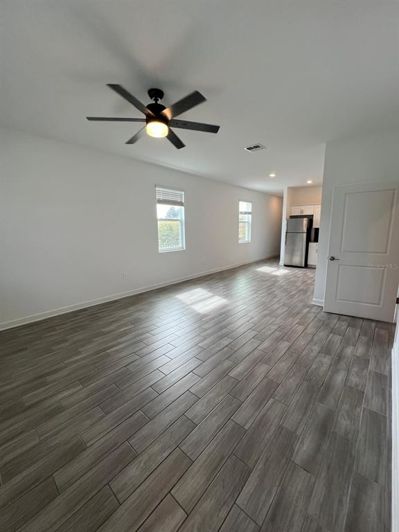 Image No.7-5 Bed House for sale