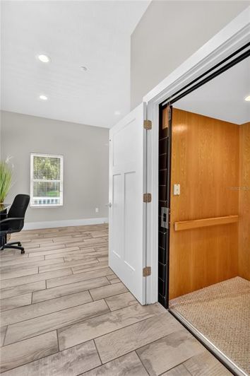 Image No.18-5 Bed House for sale