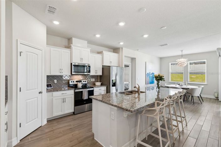 Image No.11-4 Bed House for sale