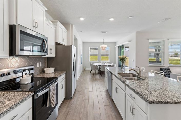 Image No.13-4 Bed House for sale