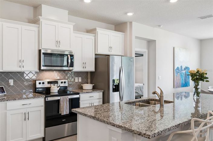 Image No.14-4 Bed House for sale