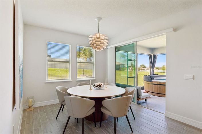 Image No.25-4 Bed House for sale