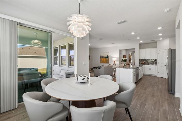 Image No.26-4 Bed House for sale