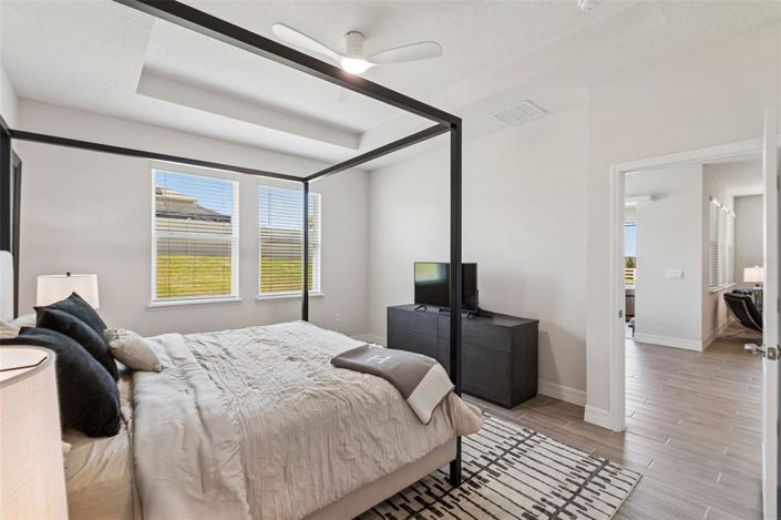 Image No.27-4 Bed House for sale